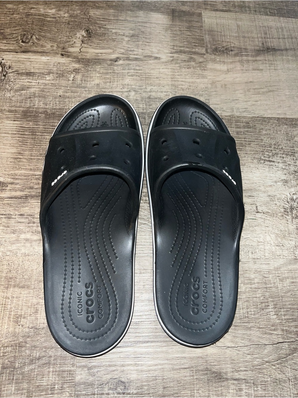 Crocs Bayaband Unisex Slide Sandal Size 8W 6M Black White Waterproof EUC Slip On - Picture 2 of 5